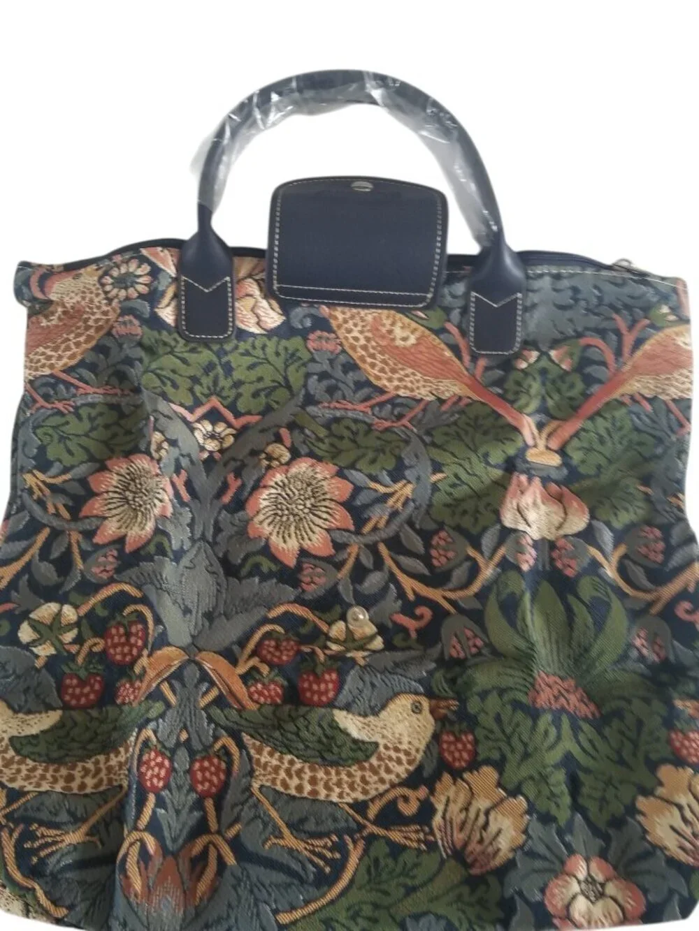 Signare nwot tapestry